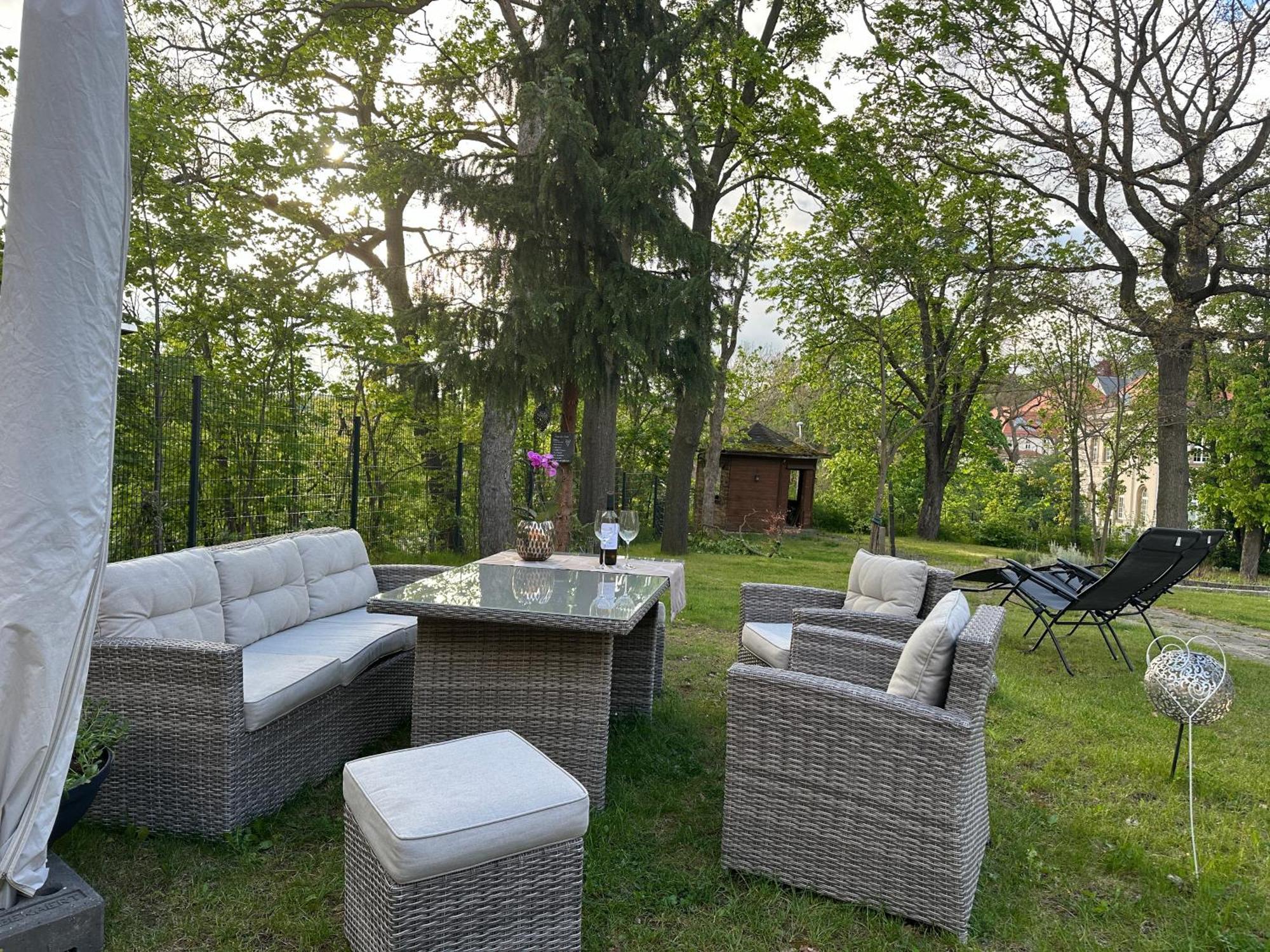 * Stadtvilla Plauen * * Aussergewoehnlich * 2 Zimmerwohnung * Zentrumsnah Zewnętrze zdjęcie